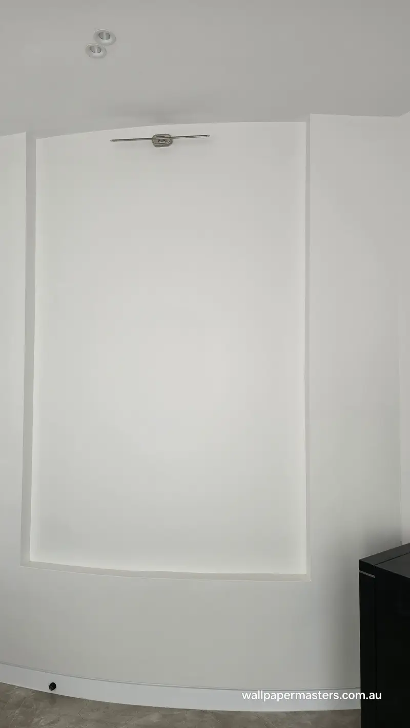 Niche Wallpaper Installation