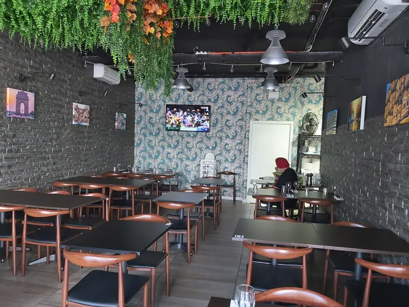 Commercial, Shops Wallpaper Installation