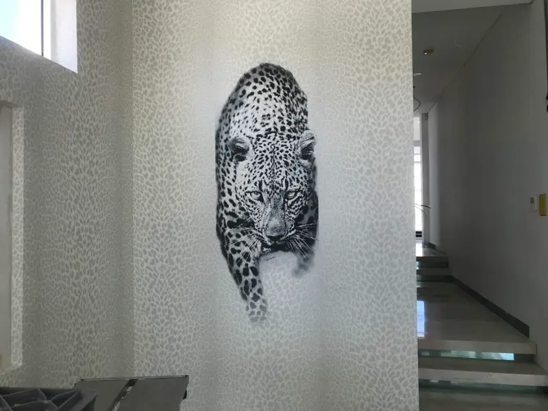 Custom mural Wallpaper Installation