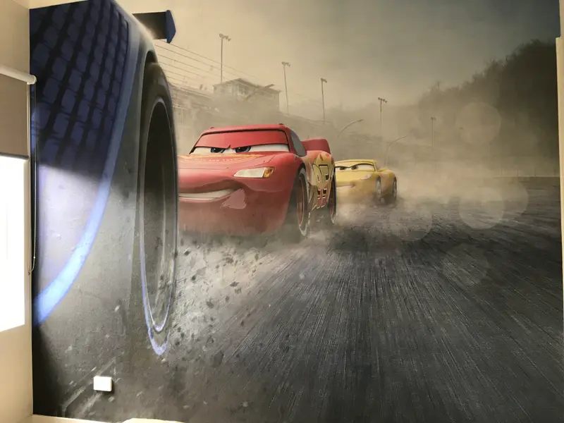 Custom mural Wallpaper Installation