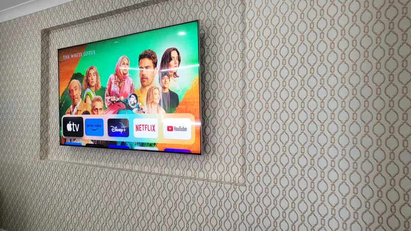 Living Wallpaper Installation