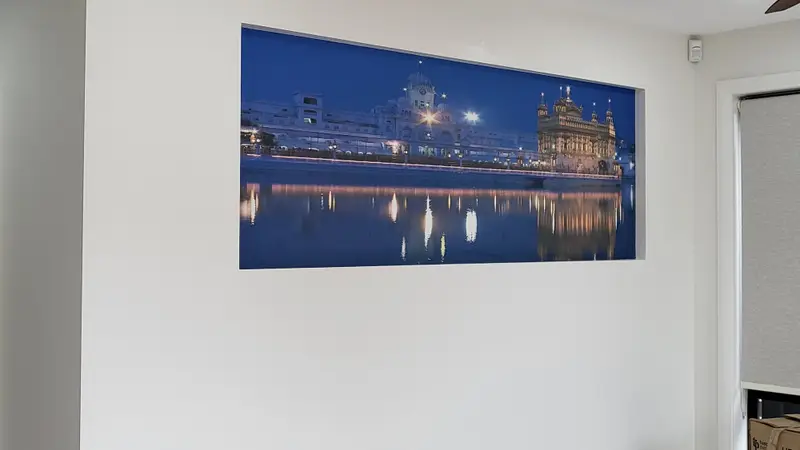 Niche Wallpaper Installation