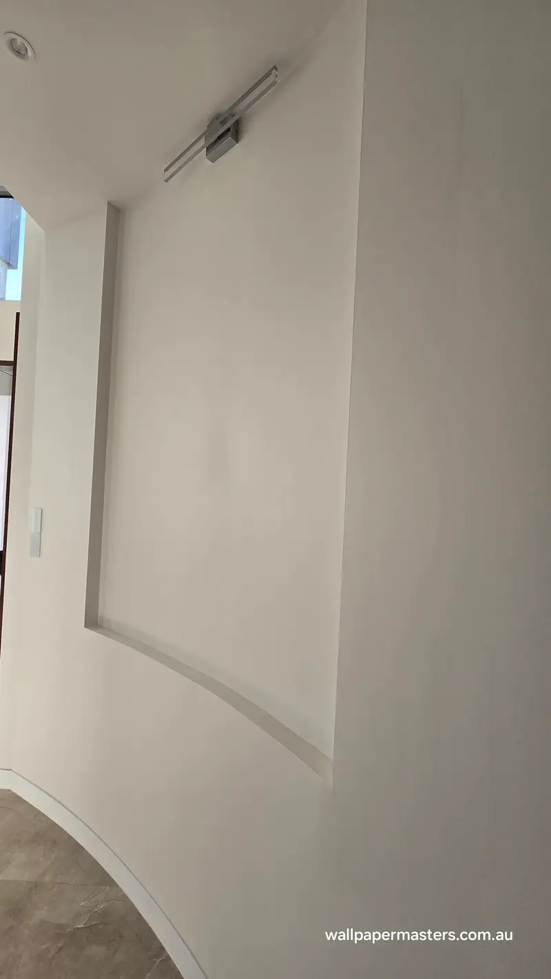Niche Wallpaper Installation