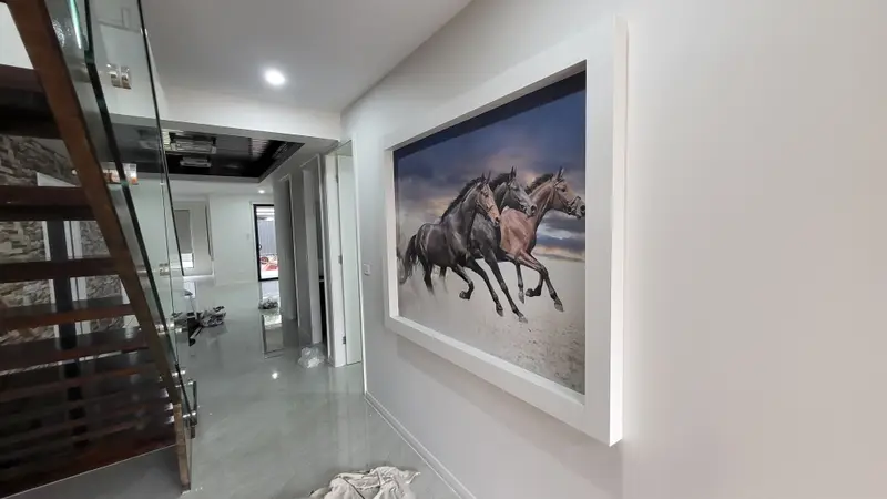 Custom mural Wallpaper Installation