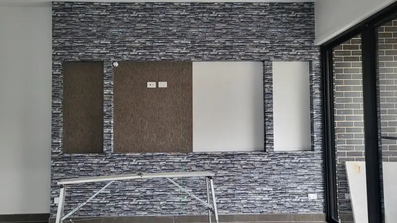 Niche Wallpaper Installation