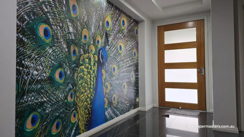 Niche Wallpaper Installation