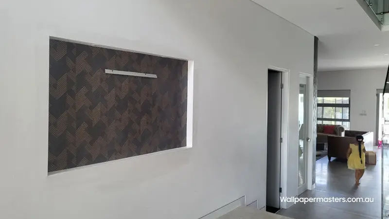 Niche Wallpaper Installation